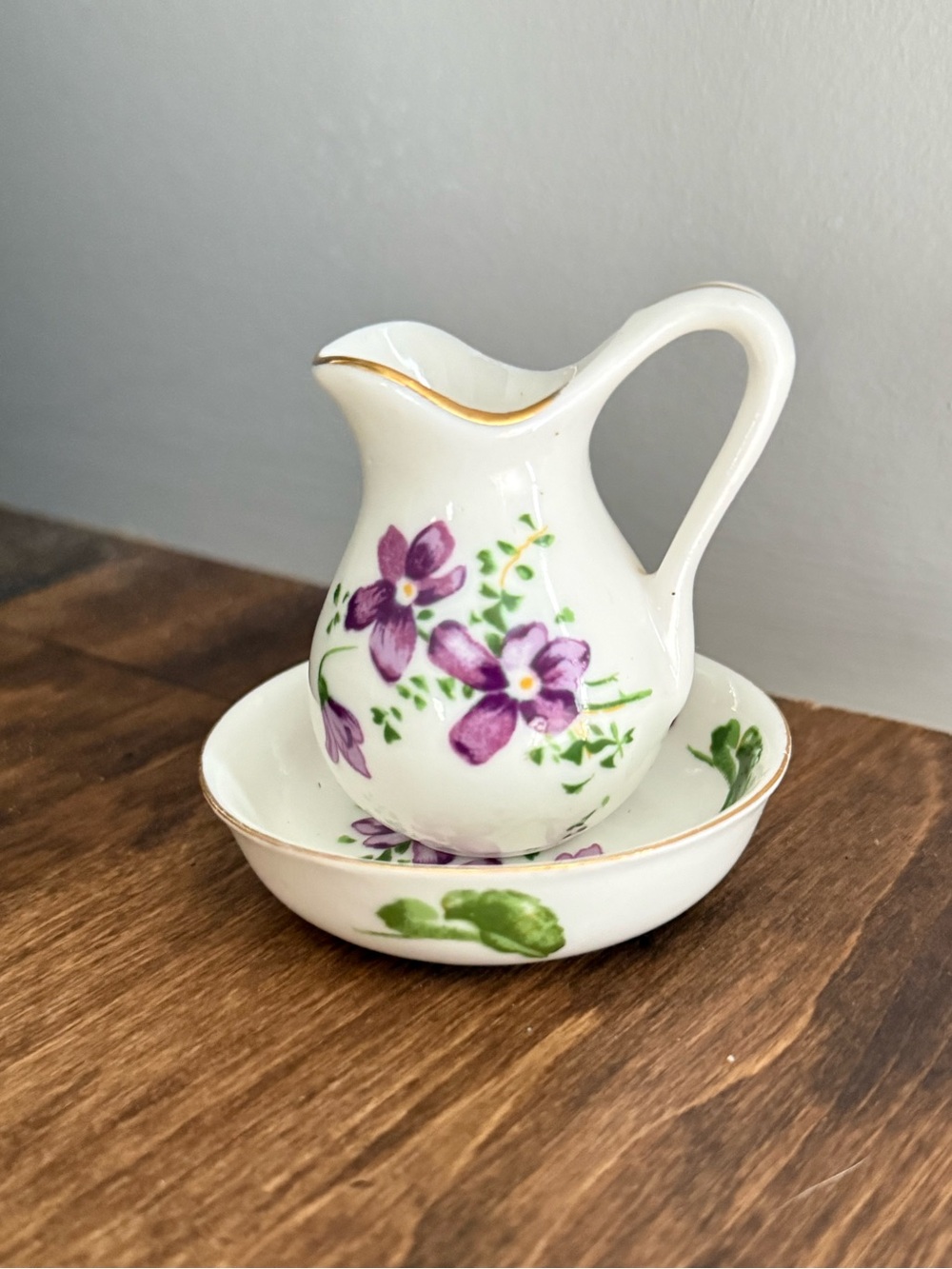 Vintage tiny little purple floral pattern pitcher and bowl trinket.